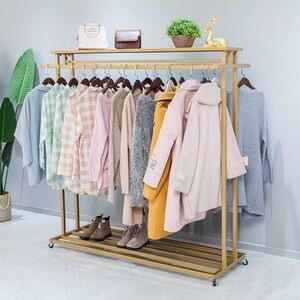 Women’s lot of brand name clothing mystery lot. Size large